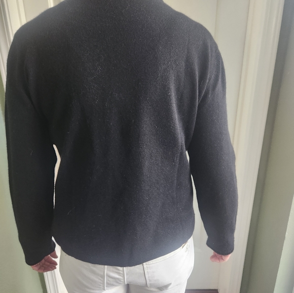 Designer black sweater size m - Picture 4 of 4